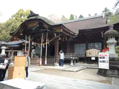 武田神社の本殿・本堂