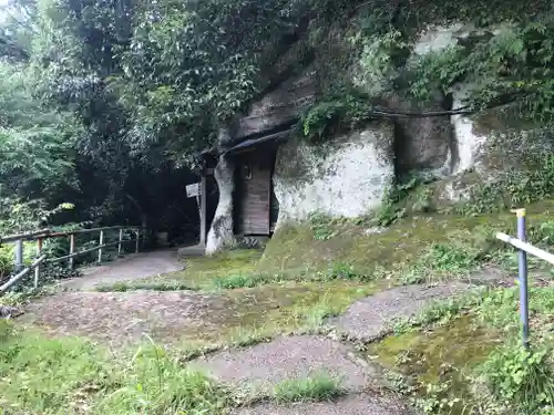 岩見堂やぐらのその他建物