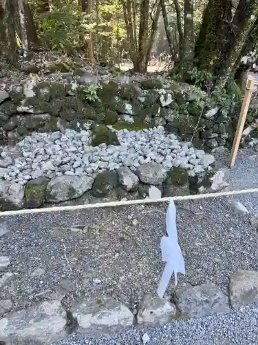 伊勢神宮内宮（皇大神宮）の{uncategorized: "未分類", other: "その他", undefined: "問題あり", building: "その他建物", grave: "お墓", sacred_gate: "鳥居", guardian: "狛犬", statue: "像", buddha: "仏像", history: "歴史", nature: "自然", garden: "庭園", animal: "動物", pagoda: "塔", temizu: "手水舎", mountain_gate: "山門・神門", sanctuary: "本殿・本堂", subordinate: "末社・摂社", art: "芸術", scenery: "景色", jizo: "地蔵", ema: "絵馬", goshuin: "御朱印", omikuji: "おみくじ", items: "授与品その他", amulet: "お守り", goshuincho: "御朱印帳", eats: "食事", festival: "お祭り", votive_dance: "神楽", shichigosan: "七五三参", wedding: "結婚式", experience: "体験その他", initially: "初詣", around: "周辺", anti_infection: "感染症対策"}