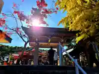 紅葉八幡宮の山門・神門