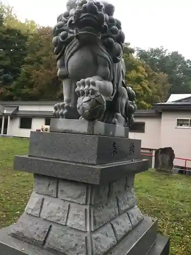 余市神社の狛犬