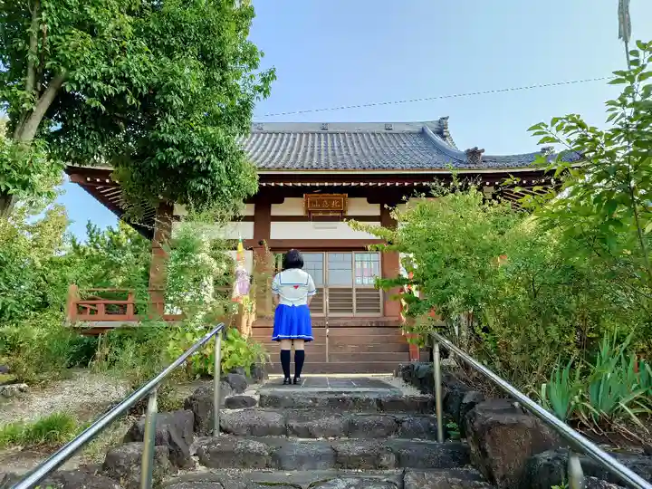 関無院の本殿・本堂