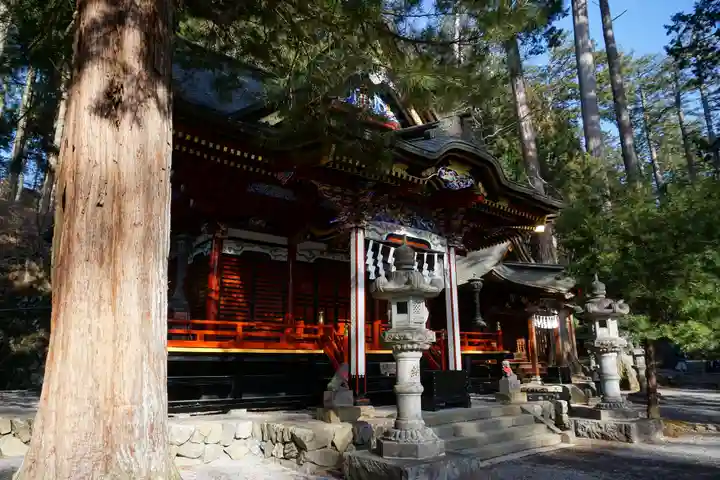 三峯神社の本殿・本堂