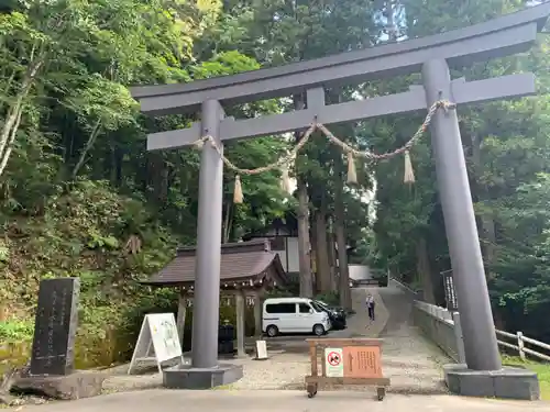 戸隠神社中社の鳥居