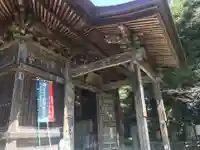 岩之上堂の本殿・本堂
