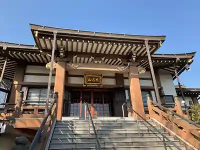 華蔵院の本殿・本堂