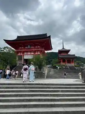清水寺の山門・神門