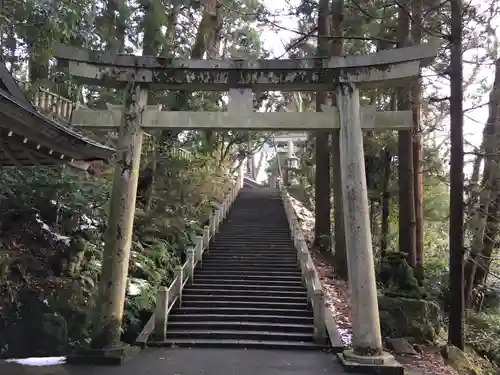 白山比咩神社の鳥居