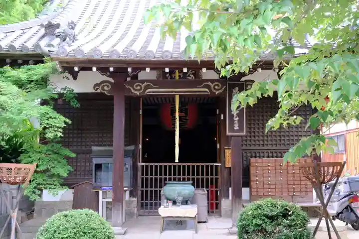 大聖勝軍寺の本殿・本堂