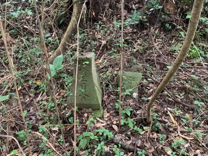 嶽の堂のその他建物