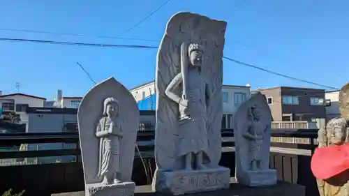 成田山松光寺の仏像