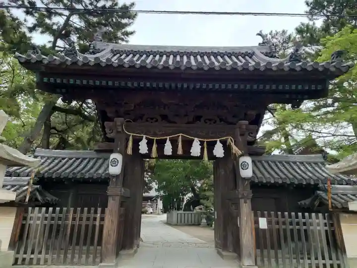 高砂神社の山門・神門