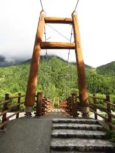 穂高神社奥宮の建物その他