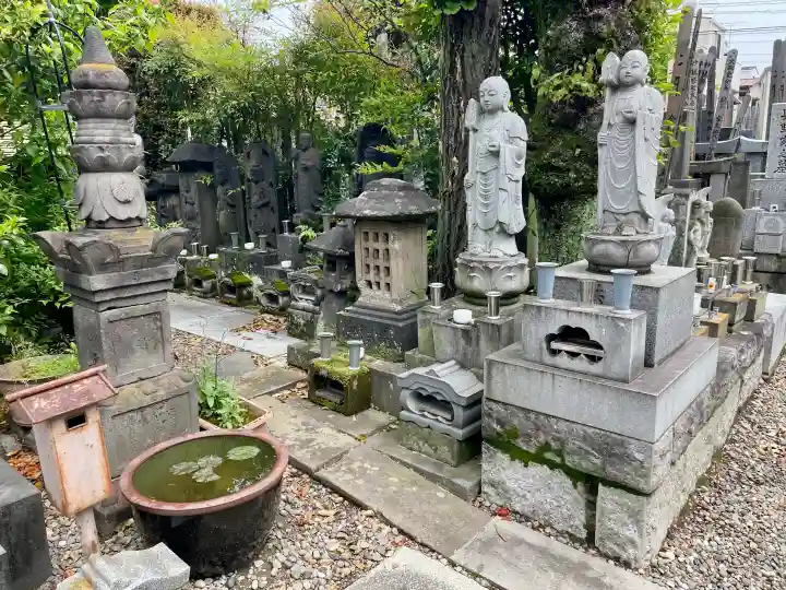 大林院の{uncategorized: "未分類", other: "その他", undefined: "問題あり", building: "その他建物", grave: "お墓", sacred_gate: "鳥居", guardian: "狛犬", statue: "像", buddha: "仏像", history: "歴史", nature: "自然", garden: "庭園", animal: "動物", pagoda: "塔", temizu: "手水舎", mountain_gate: "山門・神門", sanctuary: "本殿・本堂", subordinate: "末社・摂社", art: "芸術", scenery: "景色", jizo: "地蔵", ema: "絵馬", goshuin: "御朱印", omikuji: "おみくじ", items: "授与品その他", amulet: "お守り", goshuincho: "御朱印帳", eats: "食事", festival: "お祭り", votive_dance: "神楽", shichigosan: "七五三参", wedding: "結婚式", experience: "体験その他", initially: "初詣", around: "周辺", anti_infection: "感染症対策"}