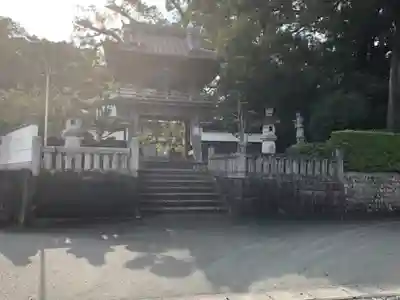 西光寺の山門・神門