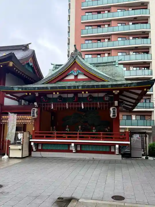 神田神社(神田明神)の{uncategorized: "未分類", other: "その他", undefined: "問題あり", building: "その他建物", grave: "お墓", sacred_gate: "鳥居", guardian: "狛犬", statue: "像", buddha: "仏像", history: "歴史", nature: "自然", garden: "庭園", animal: "動物", pagoda: "塔", temizu: "手水舎", mountain_gate: "山門・神門", sanctuary: "本殿・本堂", subordinate: "末社・摂社", art: "芸術", scenery: "景色", jizo: "地蔵", ema: "絵馬", goshuin: "御朱印", omikuji: "おみくじ", items: "授与品その他", amulet: "お守り", goshuincho: "御朱印帳", eats: "食事", festival: "お祭り", votive_dance: "神楽", shichigosan: "七五三参", wedding: "結婚式", experience: "体験その他", initially: "初詣", around: "周辺", anti_infection: "感染症対策"}
