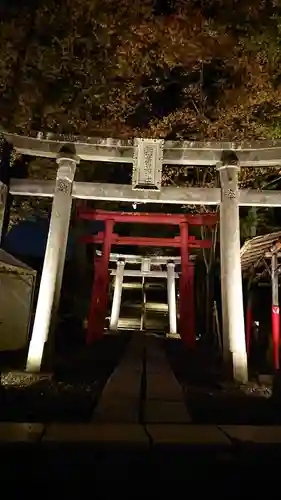 鶴ケ城稲荷神社の鳥居