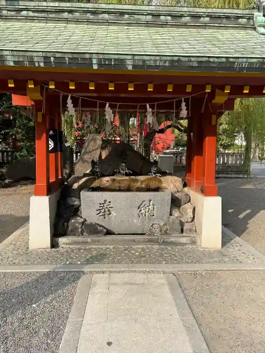 浅草神社の手水舎