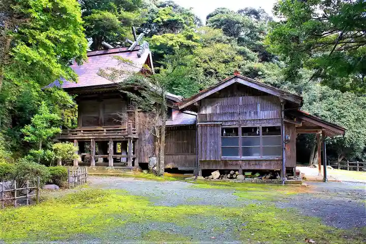 熊野神社の本殿・本堂