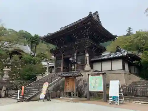 長谷寺の山門・神門