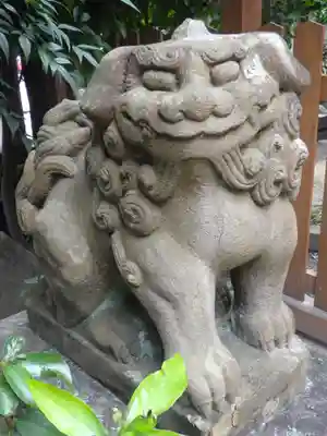 熊野神社の狛犬