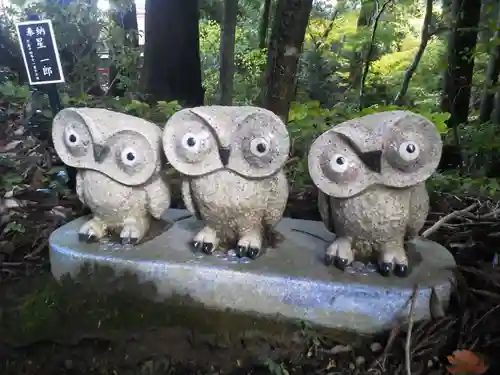 鷲子山上神社の狛犬