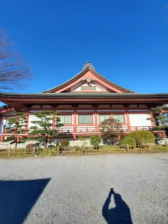 善導寺の本殿・本堂