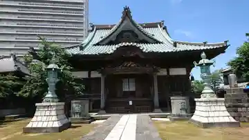 龍本寺の本殿・本堂