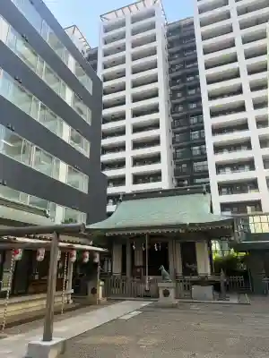 宮益御嶽神社の{uncategorized: "未分類", other: "その他", undefined: "問題あり", building: "その他建物", grave: "お墓", sacred_gate: "鳥居", guardian: "狛犬", statue: "像", buddha: "仏像", history: "歴史", nature: "自然", garden: "庭園", animal: "動物", pagoda: "塔", temizu: "手水舎", mountain_gate: "山門・神門", sanctuary: "本殿・本堂", subordinate: "末社・摂社", art: "芸術", scenery: "景色", jizo: "地蔵", ema: "絵馬", goshuin: "御朱印", omikuji: "おみくじ", items: "授与品その他", amulet: "お守り", goshuincho: "御朱印帳", eats: "食事", festival: "お祭り", votive_dance: "神楽", shichigosan: "七五三参", wedding: "結婚式", experience: "体験その他", initially: "初詣", around: "周辺", anti_infection: "感染症対策"}