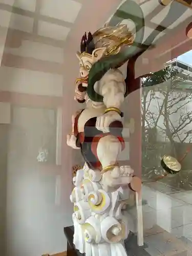 成子天神社の像