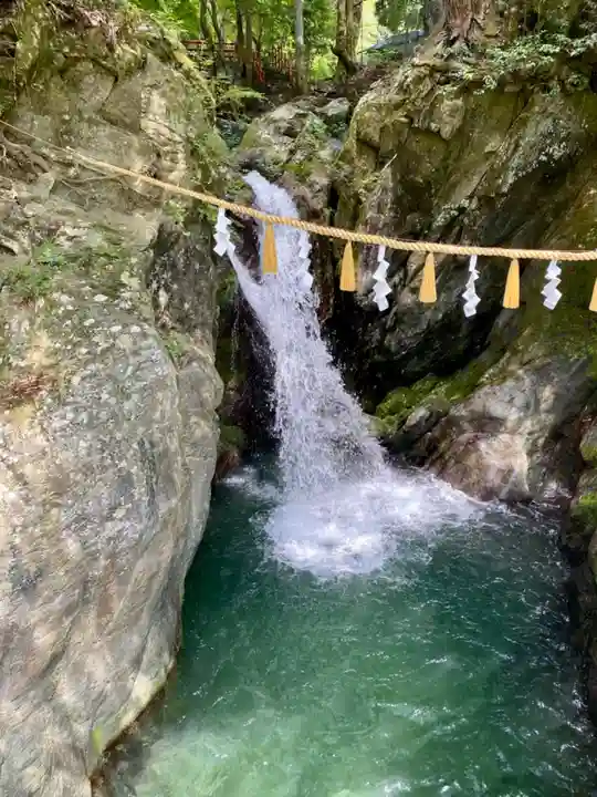 丹生川上神社(中社)(奈良県)