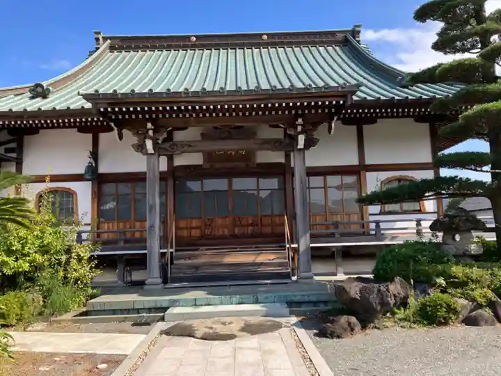 実相寺の本殿・本堂