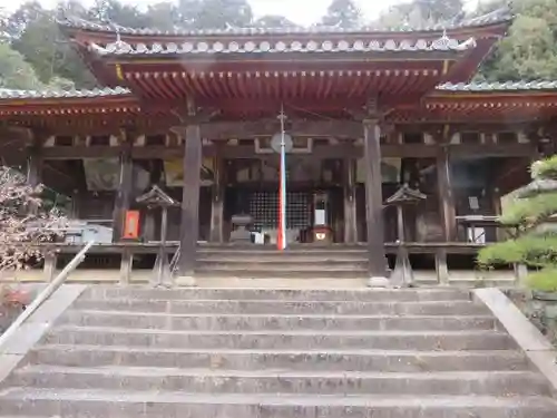 弘仁寺の本殿・本堂