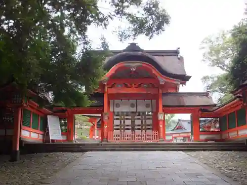 宇佐神宮の山門・神門