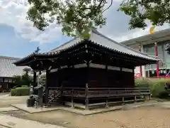 大聖勝軍寺の建物その他