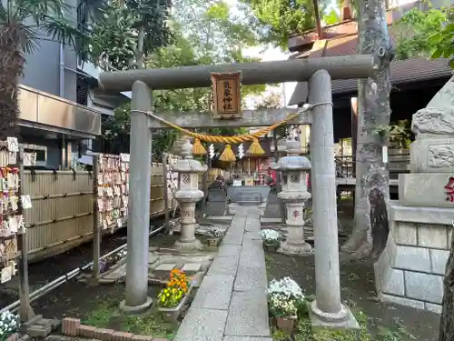 高円寺氷川神社の鳥居