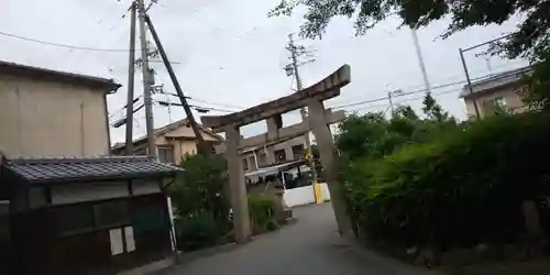 羽束師坐高御産日神社の鳥居