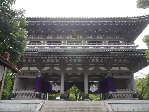 総持寺の山門・神門