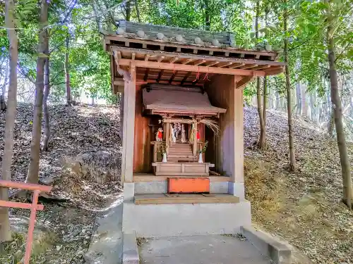 白雪稲荷の末社・摂社