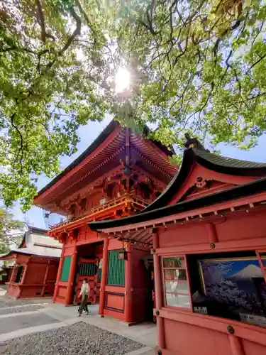 富士山本宮浅間大社の山門