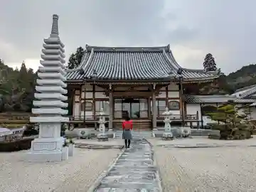 光照寺の本殿・本堂