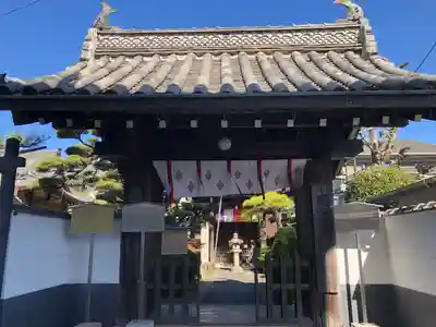 大聖院の山門・神門