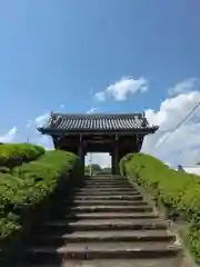 神積寺の山門