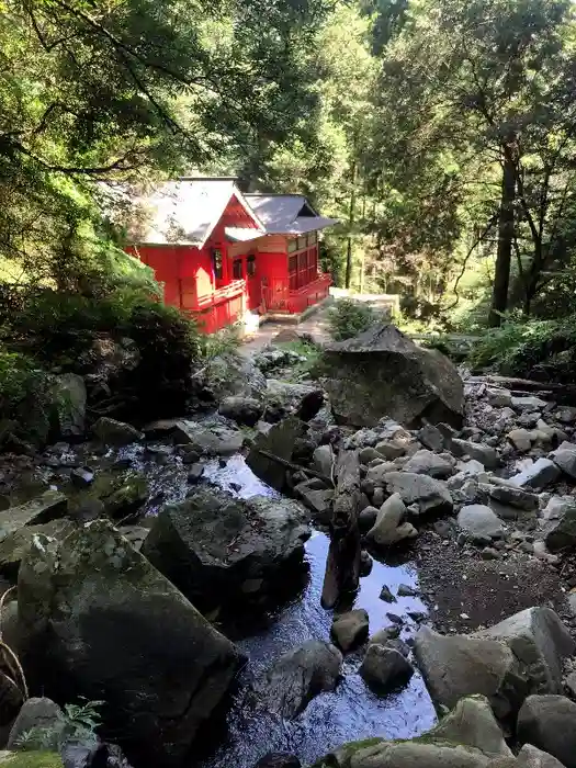 名谷神社の建物その他