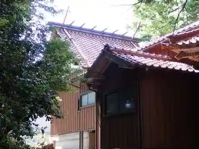 味知郷神社の本殿