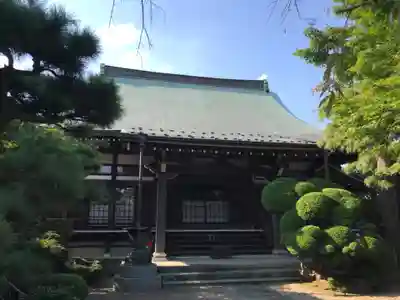 玉林寺の本殿・本堂