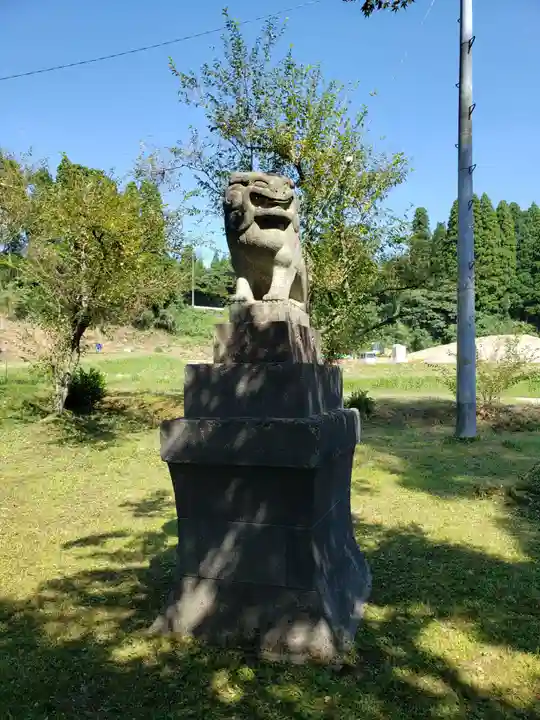 生権寺五社神社の狛犬