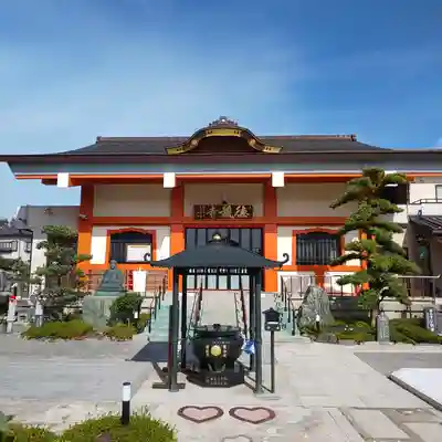 徳蔵寺の本殿・本堂