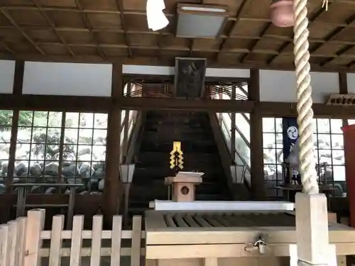 八幡神社の本殿・本堂