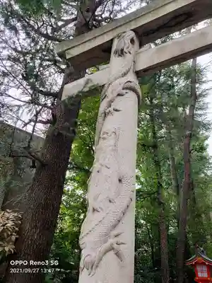 馬橋稲荷神社の鳥居